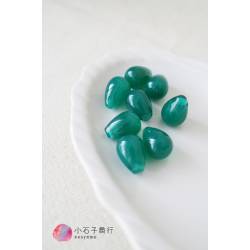 綠瑪瑙-圓水滴10x14mm(側洞) (1入)