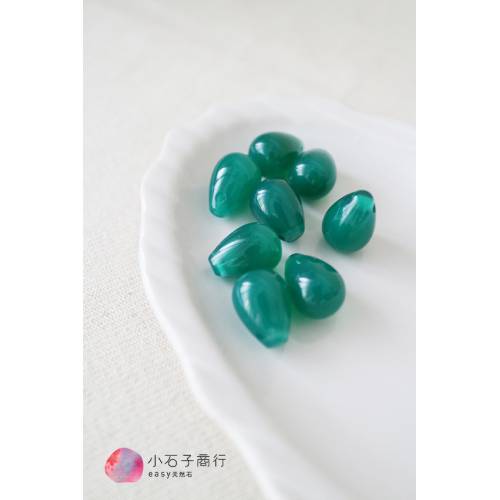 綠瑪瑙-圓水滴10x14mm(側洞) (10入)