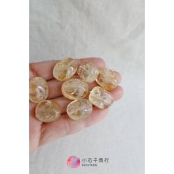 黃水晶-不定型石仔 約15x20mm (1入)[洞孔有礦缺]